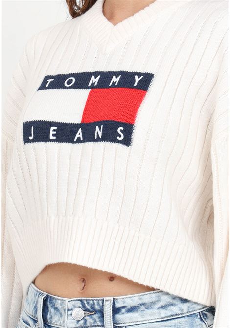 Cropped sweater with badge and cream V-neckline for women TOMMY JEANS | DW0DW18528YBHYBH